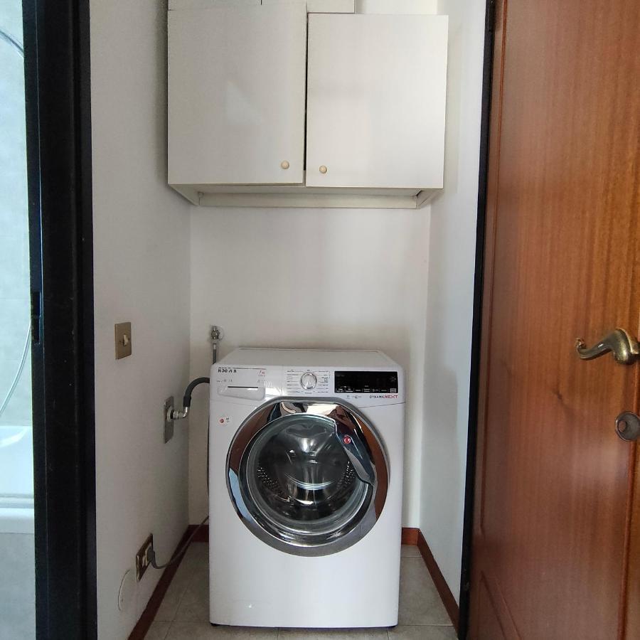Antonelli Apartment Новара Екстериор снимка