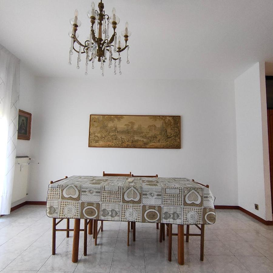 Antonelli Apartment Новара Екстериор снимка
