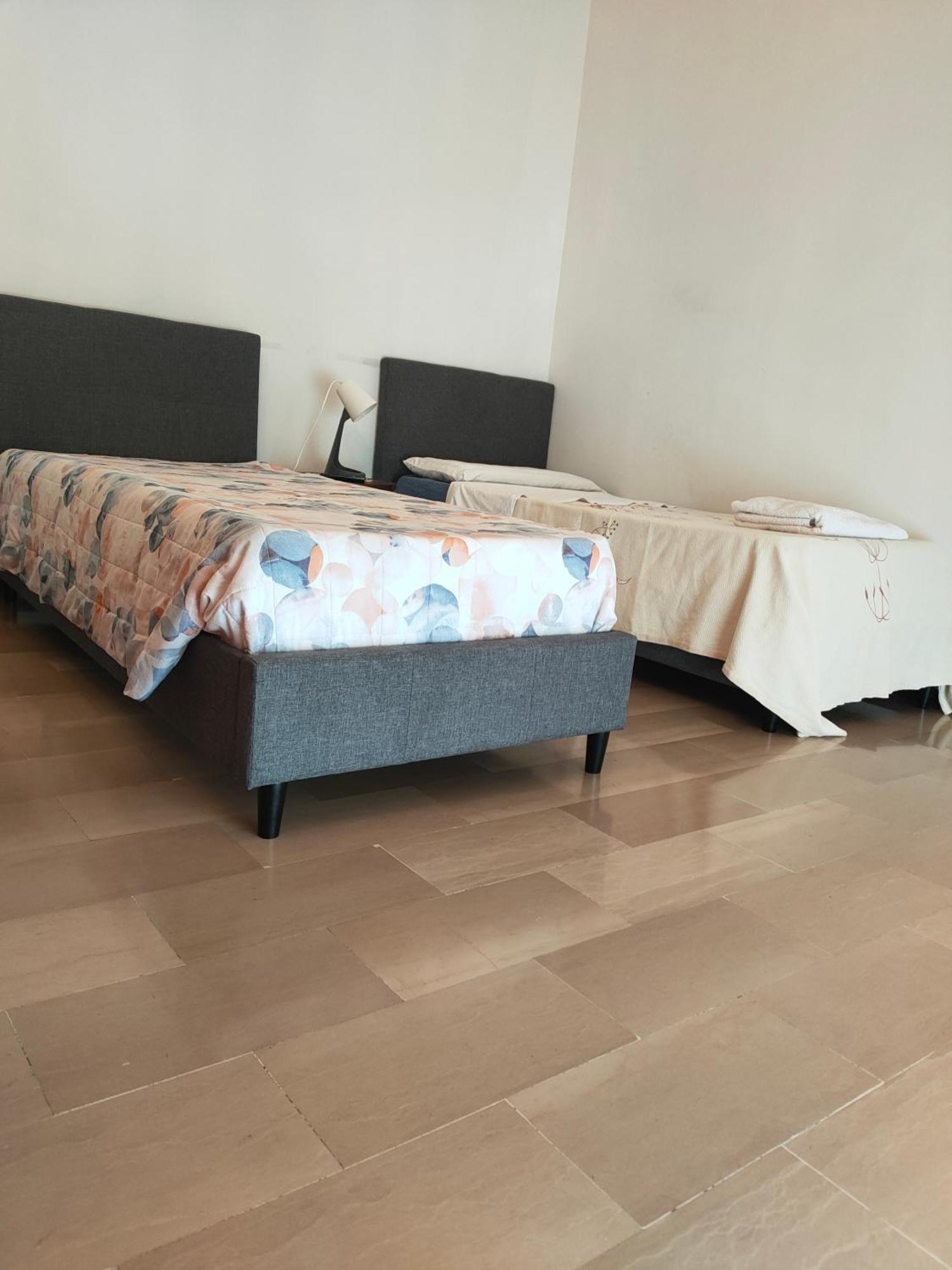 Antonelli Apartment Новара Екстериор снимка