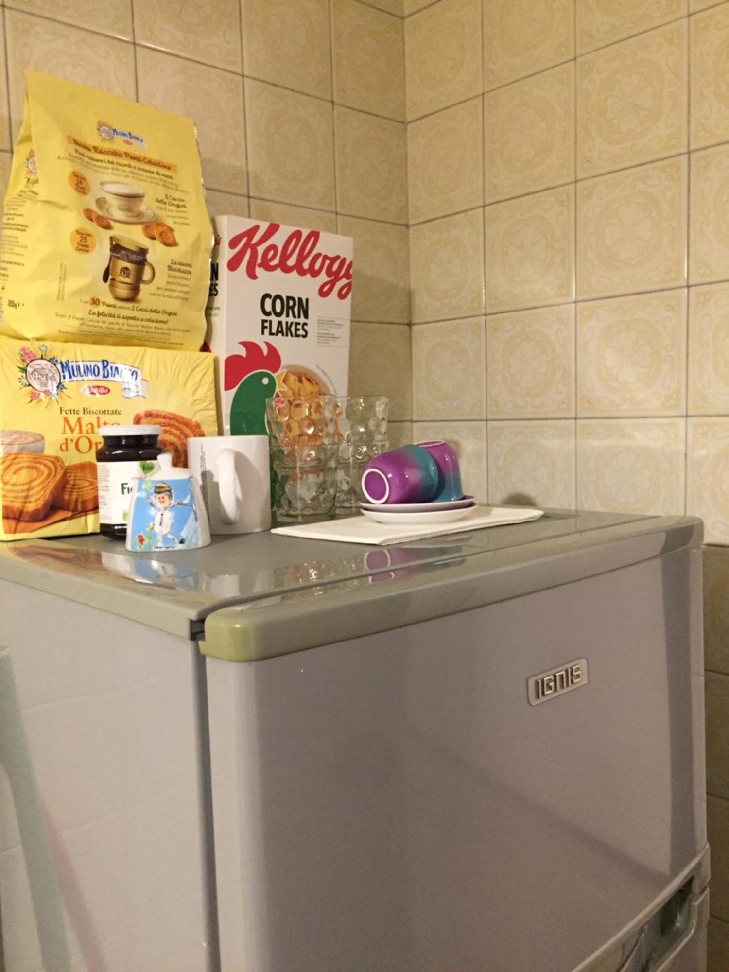 Antonelli Apartment Новара Екстериор снимка